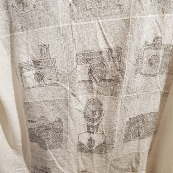 Brandy Melville Camera tank top - Picture 5 of 7